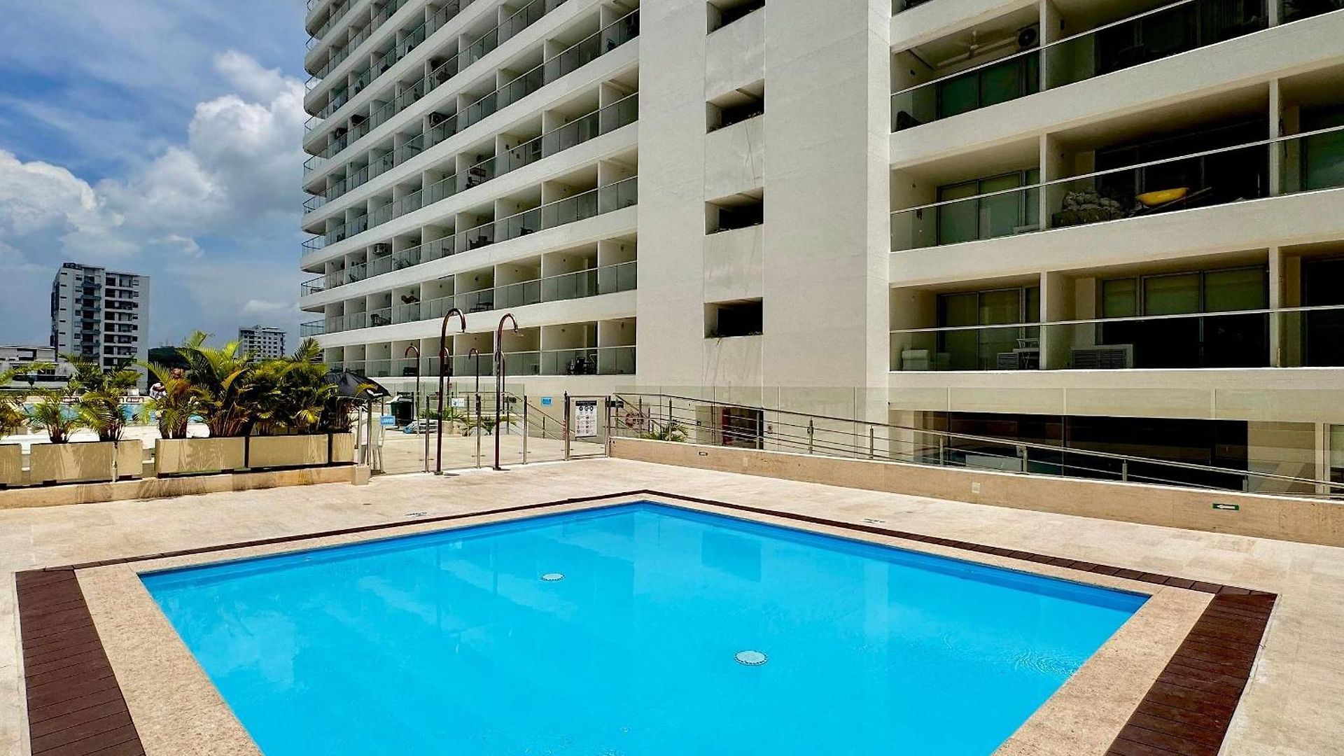 Loft Vistas Mar. Crespo Piscina Apartamento *