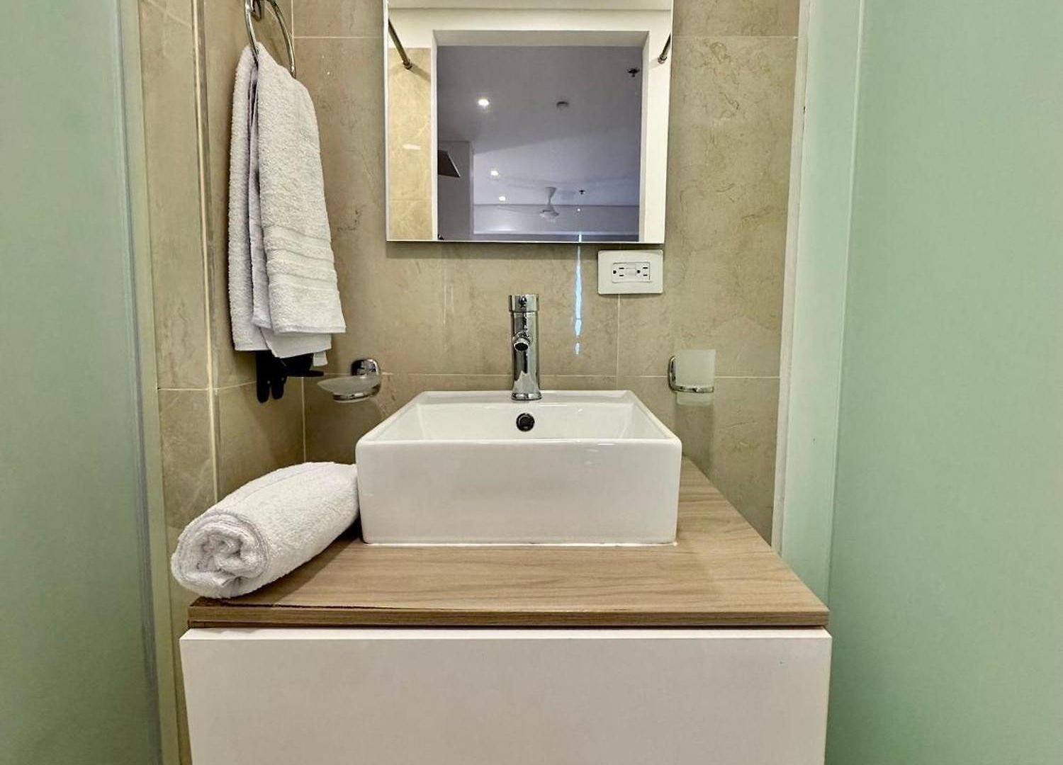 Loft Vistas Mar. Crespo Piscina Apartamento